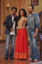 Shahrukh Khan, Deepika Padukone, Rohit Shetty promote Chennai Express on Comedy Circus in Mumbai on 1st July 2013 (74).JPG
